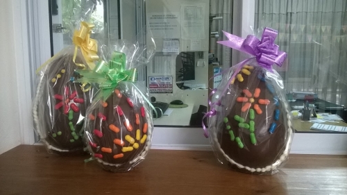 Tradicional Rifa de Huevos de Pascuas.